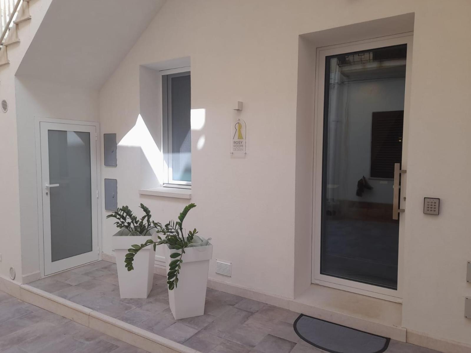 Rosy Room Design Marsala Exterior foto
